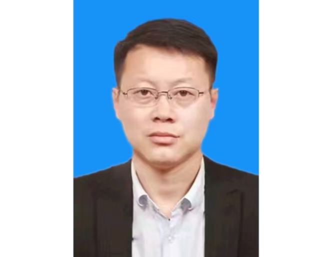 李新—博士—教授